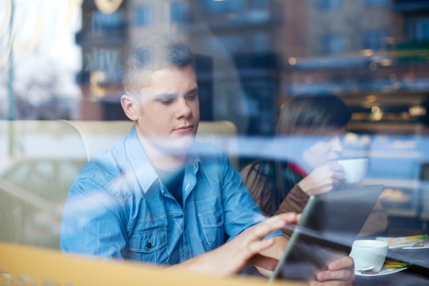 Upskilling-Initiativen stärken Unternehmen in der Digitalisierung.